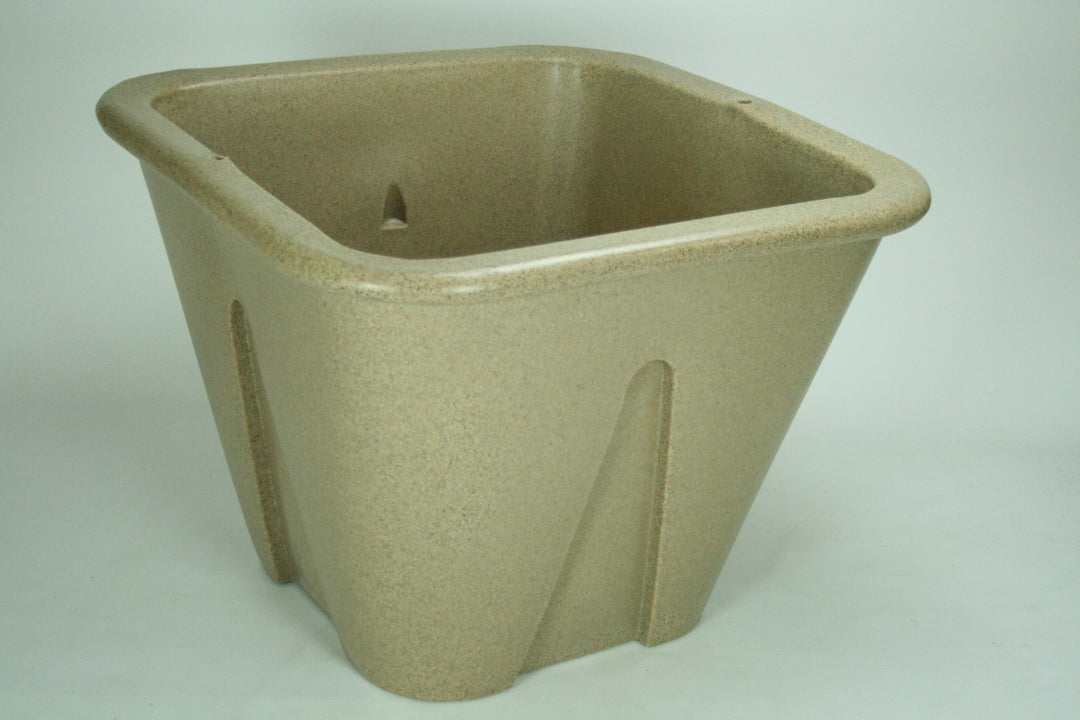 Winchester Jumbo Garden Planter In Sandstone