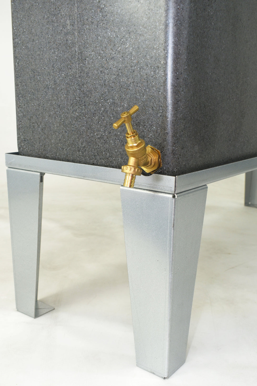 500 Litre Flat Pack Water Butt Stand - Galvanised