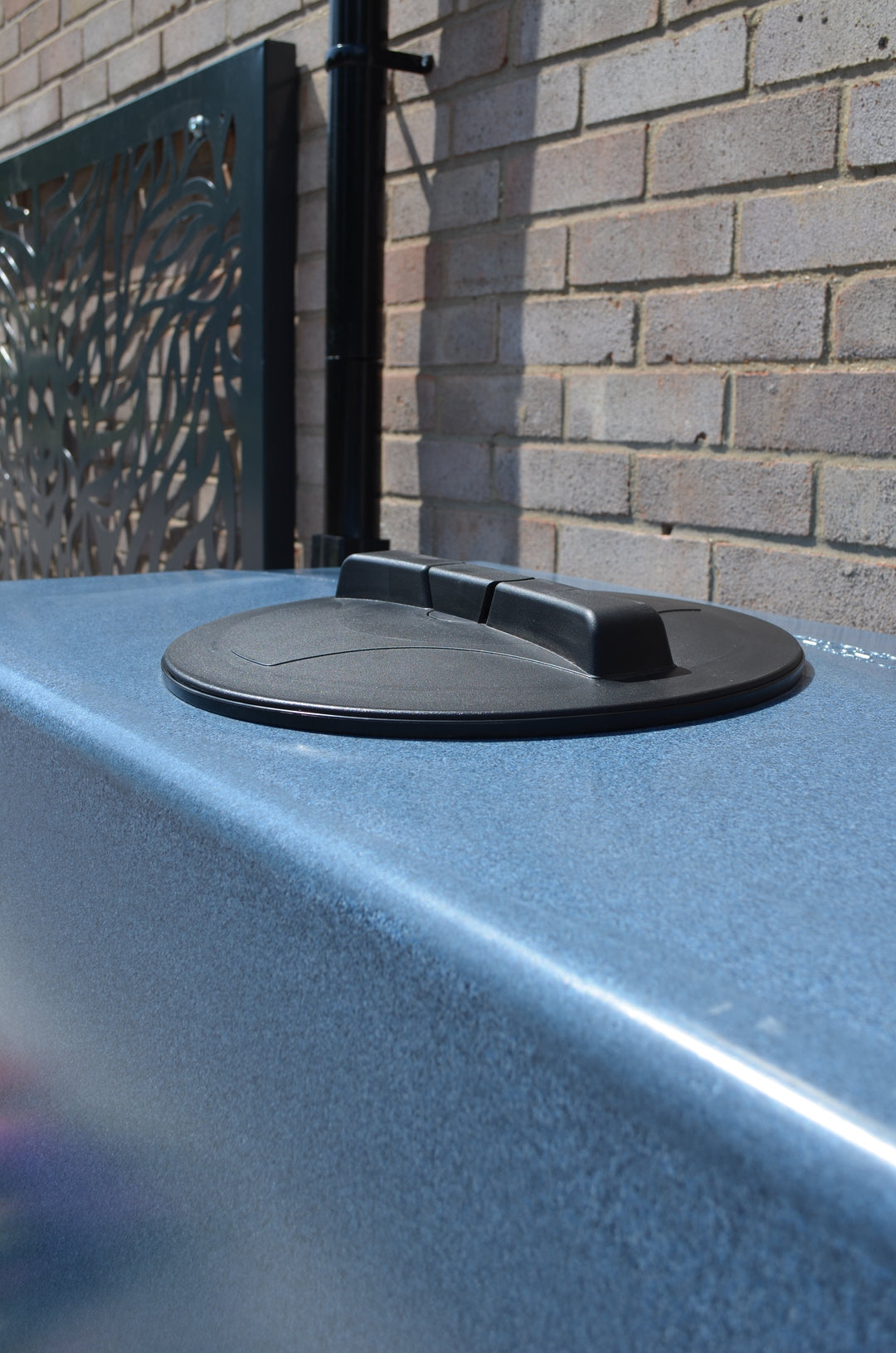 1200 Litre Water Butt in Blue Marble